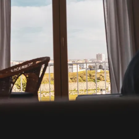 13 - Great Location بينيش