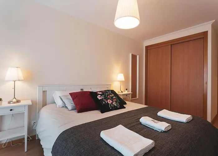 13 - Great Location شقة