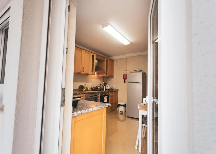 13 - Great Location بينيش