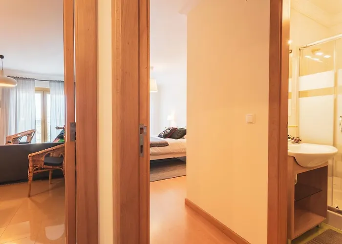 13 - Great Location *